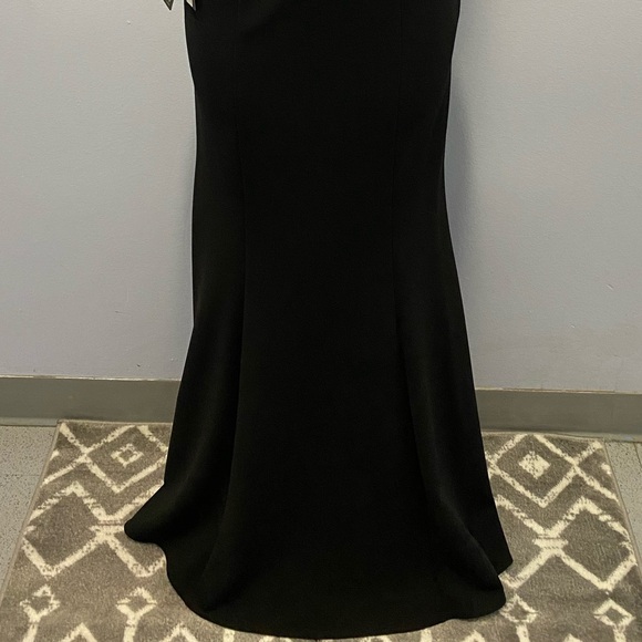 NWT Lotus Threads NYC One Shoulder Gown In Black Size 4 (Style 61490) - Picture 7 of 9